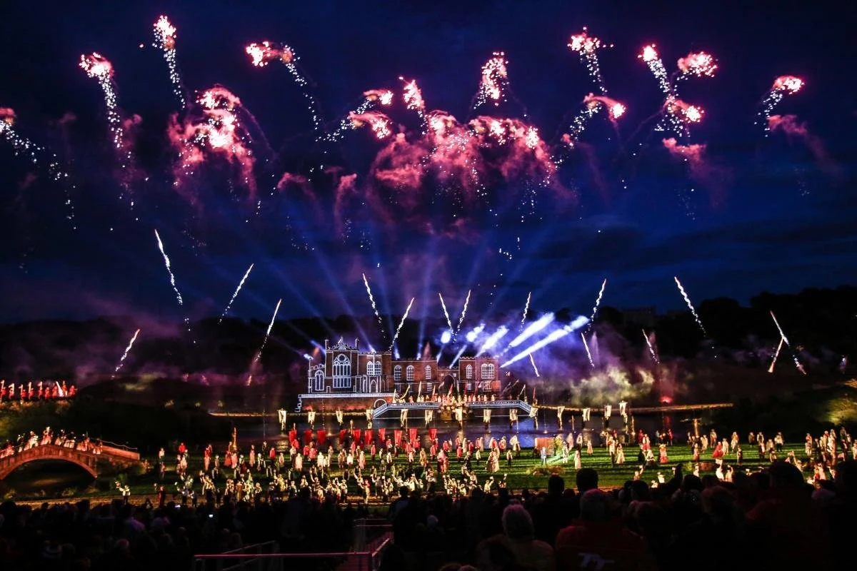 Opening fireworks over Kynren